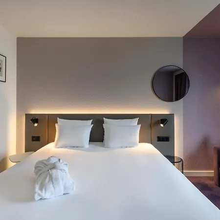 Novotel West 4*