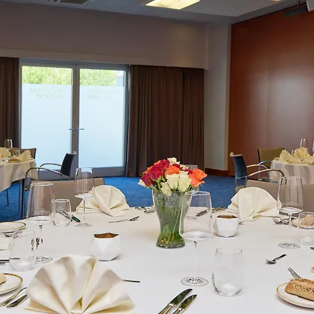Szálloda Novotel West