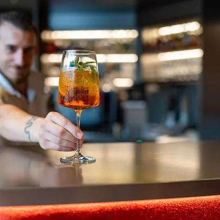 Novotel West Szálloda 4*