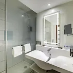 Novotel West Szálloda 4*