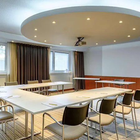 Novotel West 4*