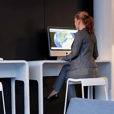 Hotel Novotel West 4*