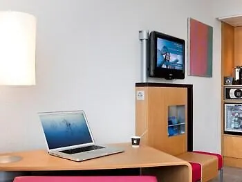 Novotel West 4*