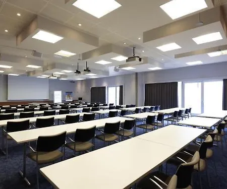 Novotel West Отель