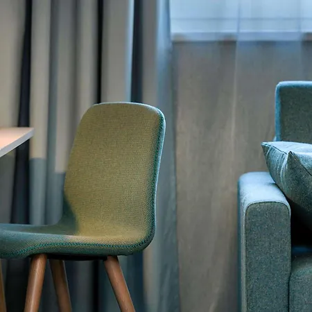 Novotel West Hotel 4*