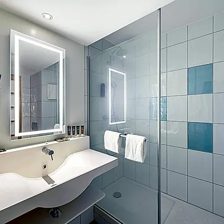 Novotel West 4*