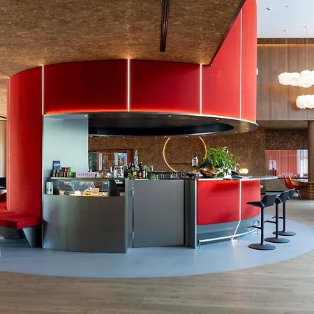 Novotel West Готель Цюрих