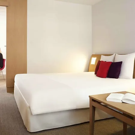 Hotel Novotel West 4*