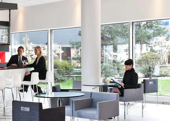 Novotel West Отель