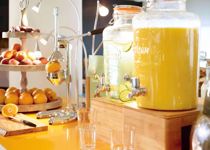 Novotel West מלון