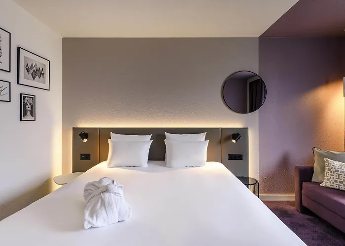 Novotel West מלון 4*