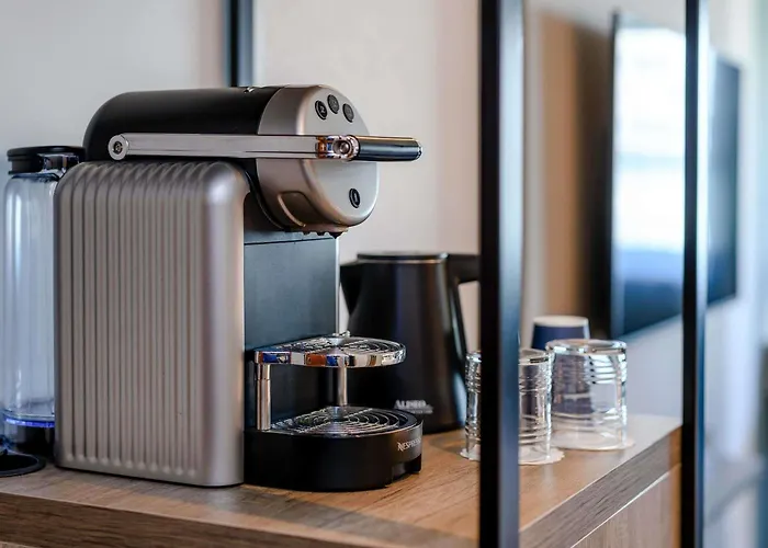 Novotel West Hotel 4*