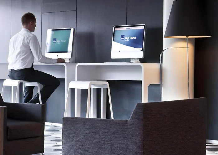 Novotel West Hotel 4*