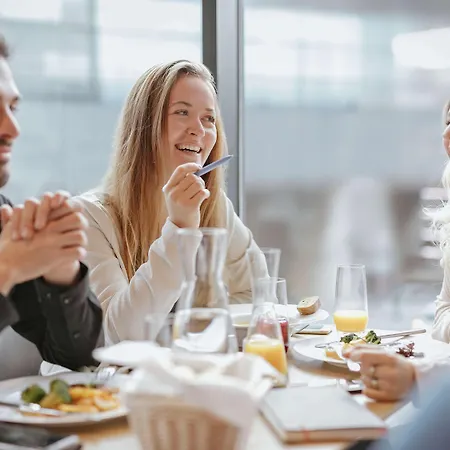 Novotel West 4* Zürih