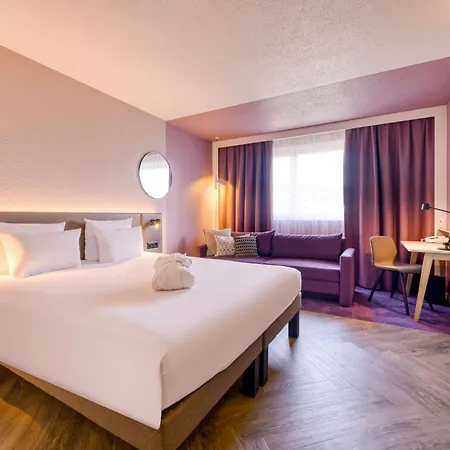 Hotel Novotel West