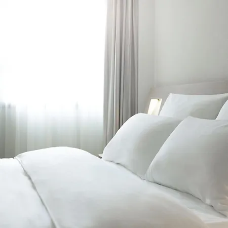 Novotel West 4* Zürih